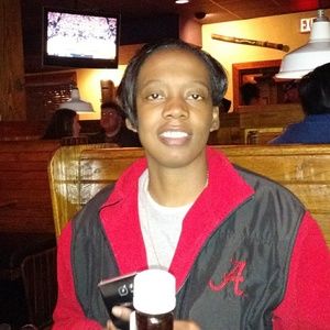 Meet your Posher, Tenethia